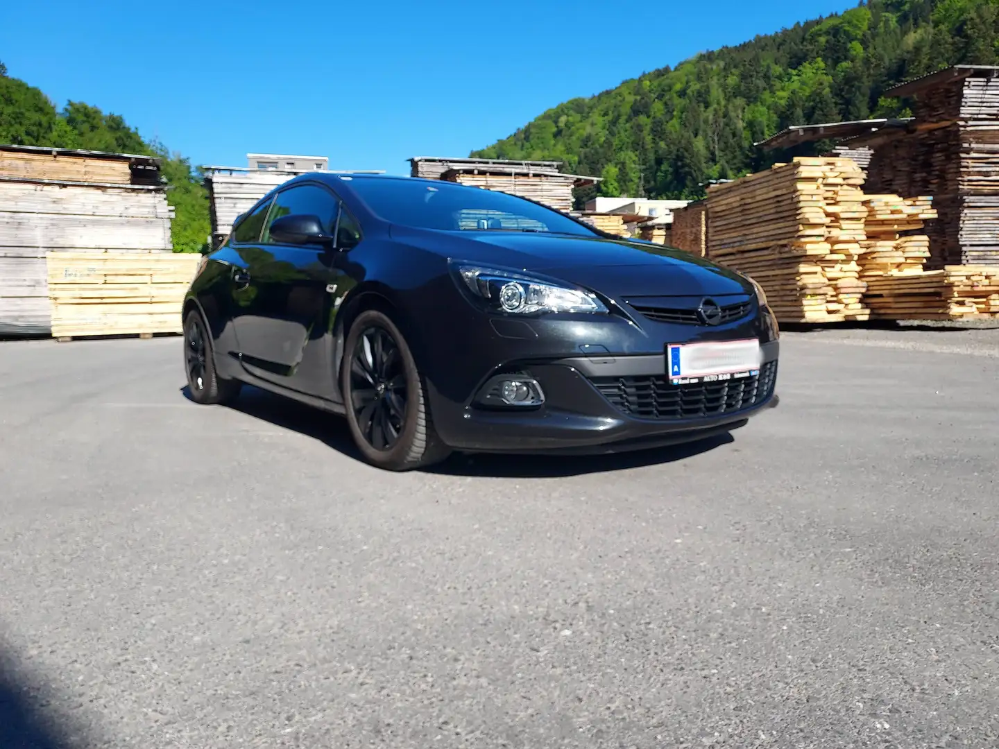 Opel Astra Astra GTC 2,0 Ecotec CDTI BiTurbo Start/Stop System Start/Stop System Schwarz - 1