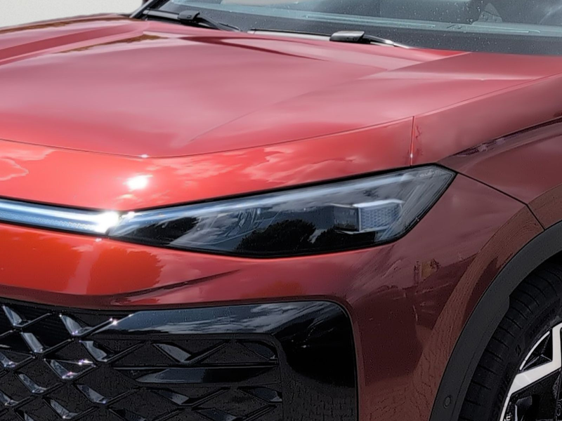 Volkswagen T-Roc R-Line 1.5 l eTSI OPF 110 kW (150 PS) 7-Ga — photo 8