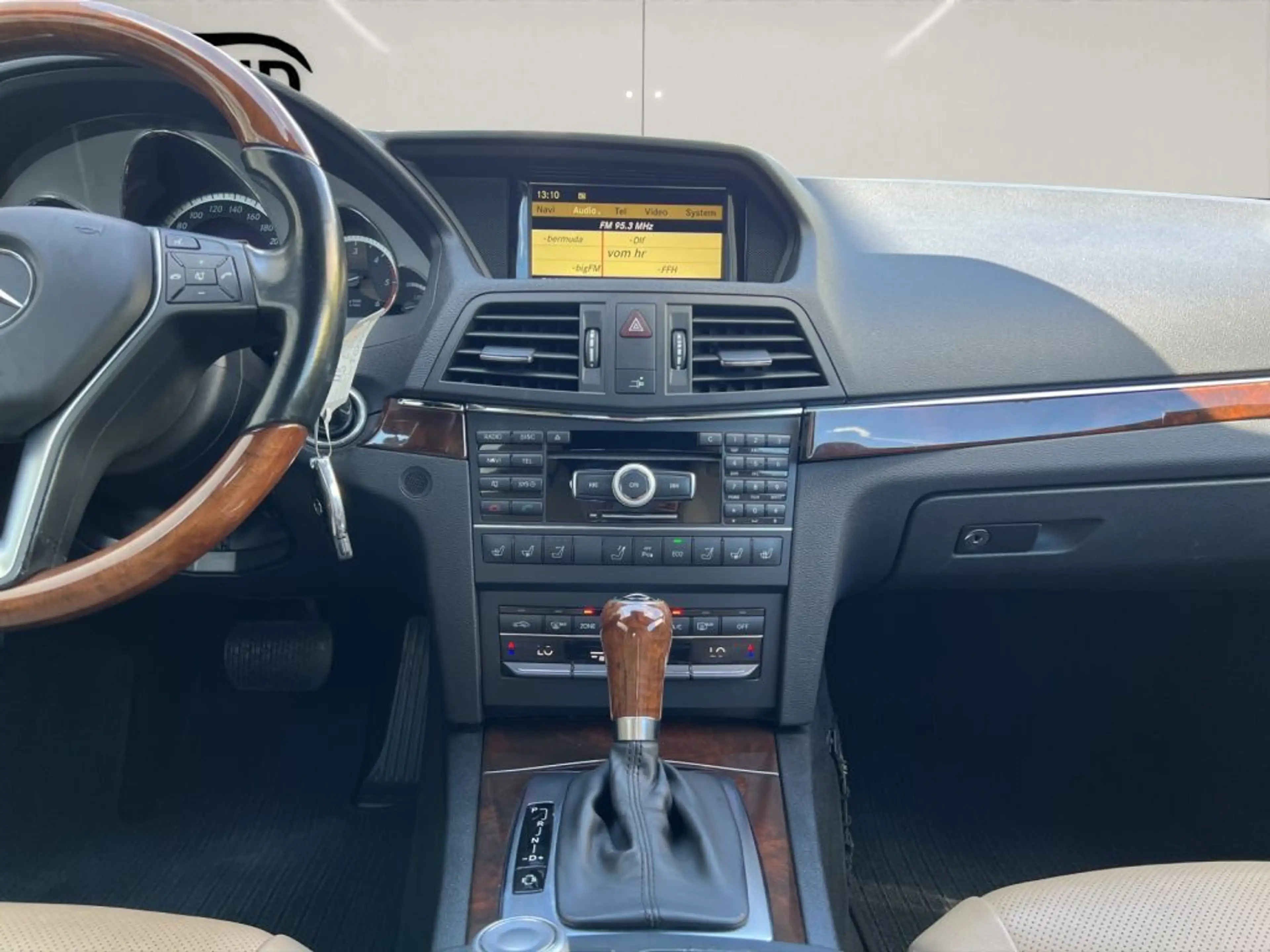 Mercedes-Benz E 350 CDI DPF Cabrio 7G-TRONIC Avantgarde+EXPORT — photo 11