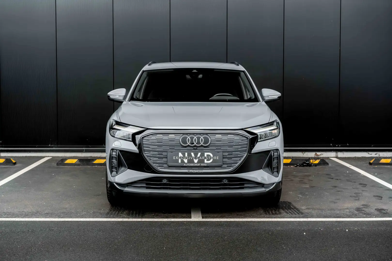 Audi Q4 e-tron 40 S-Line | LED | Assistantpack | Comfort pack | Gri - 2
