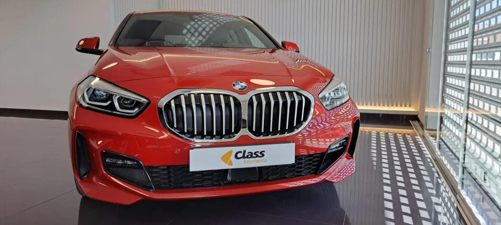 BMW 118 118iA M Sport Rouge - 2