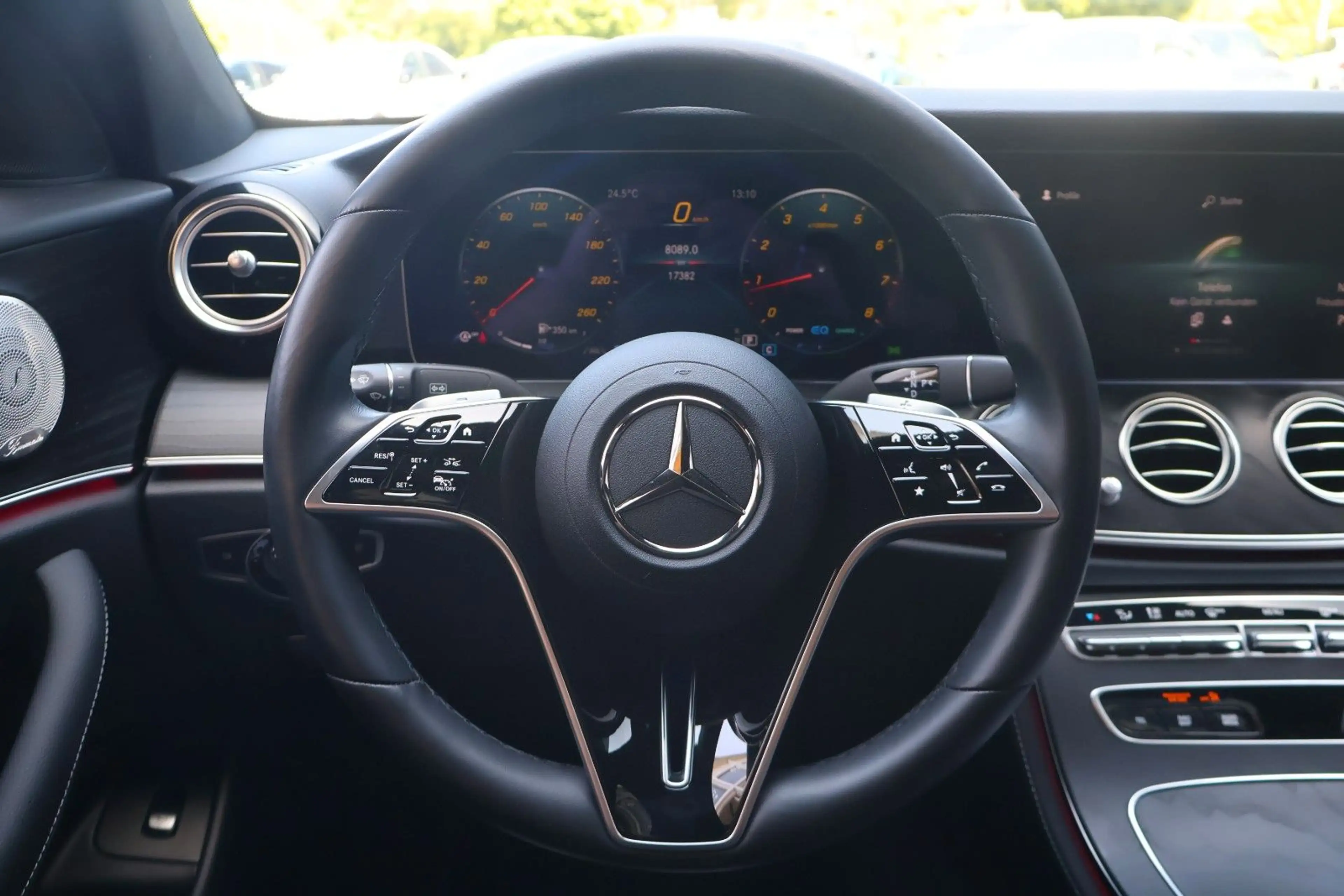 Mercedes-Benz E 450 4MATIC/E63 AMG UMBAU/BURMESTER/360°/PANO — photo 14