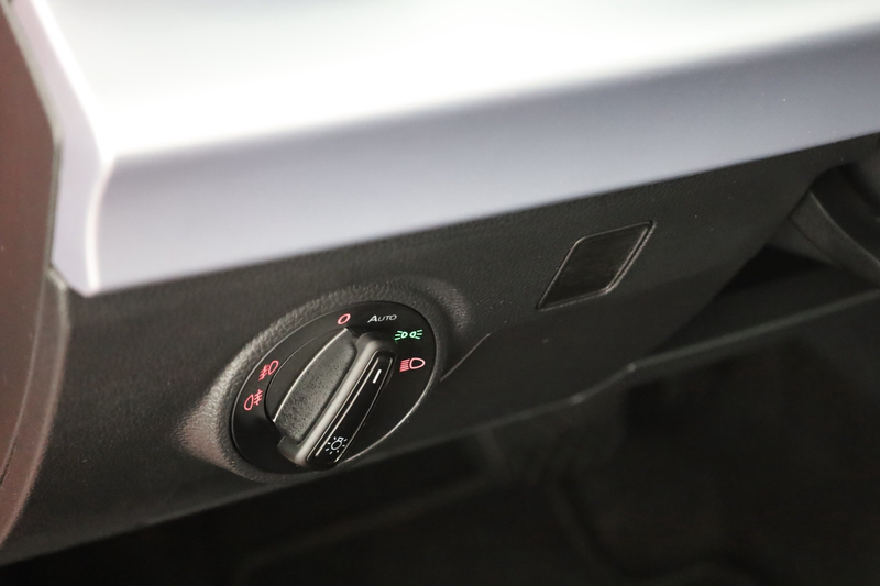 SEAT Ibiza 1.0 TSI DSG FR LED Navi Panorama ACC DAB — photo 21