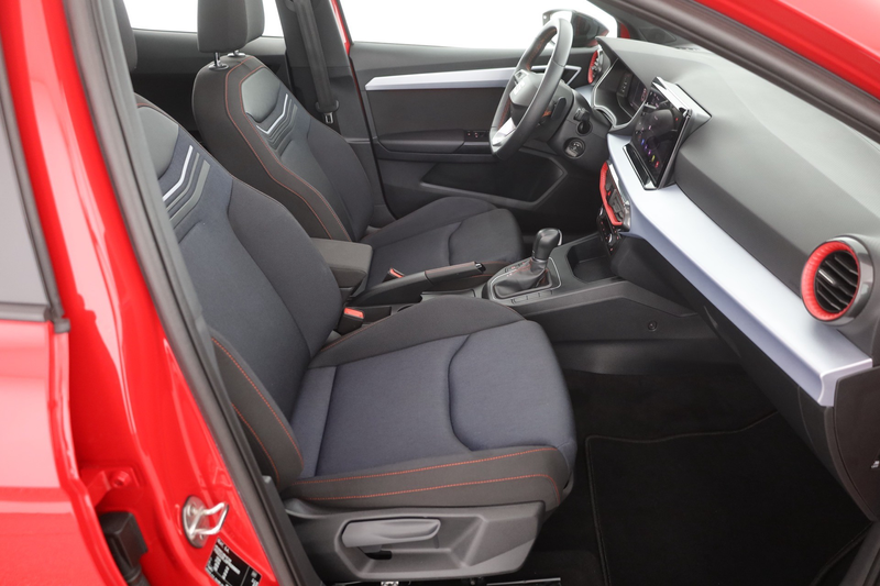 SEAT Ibiza 1.0 TSI DSG FR LED Navi Panorama ACC DAB — photo 24