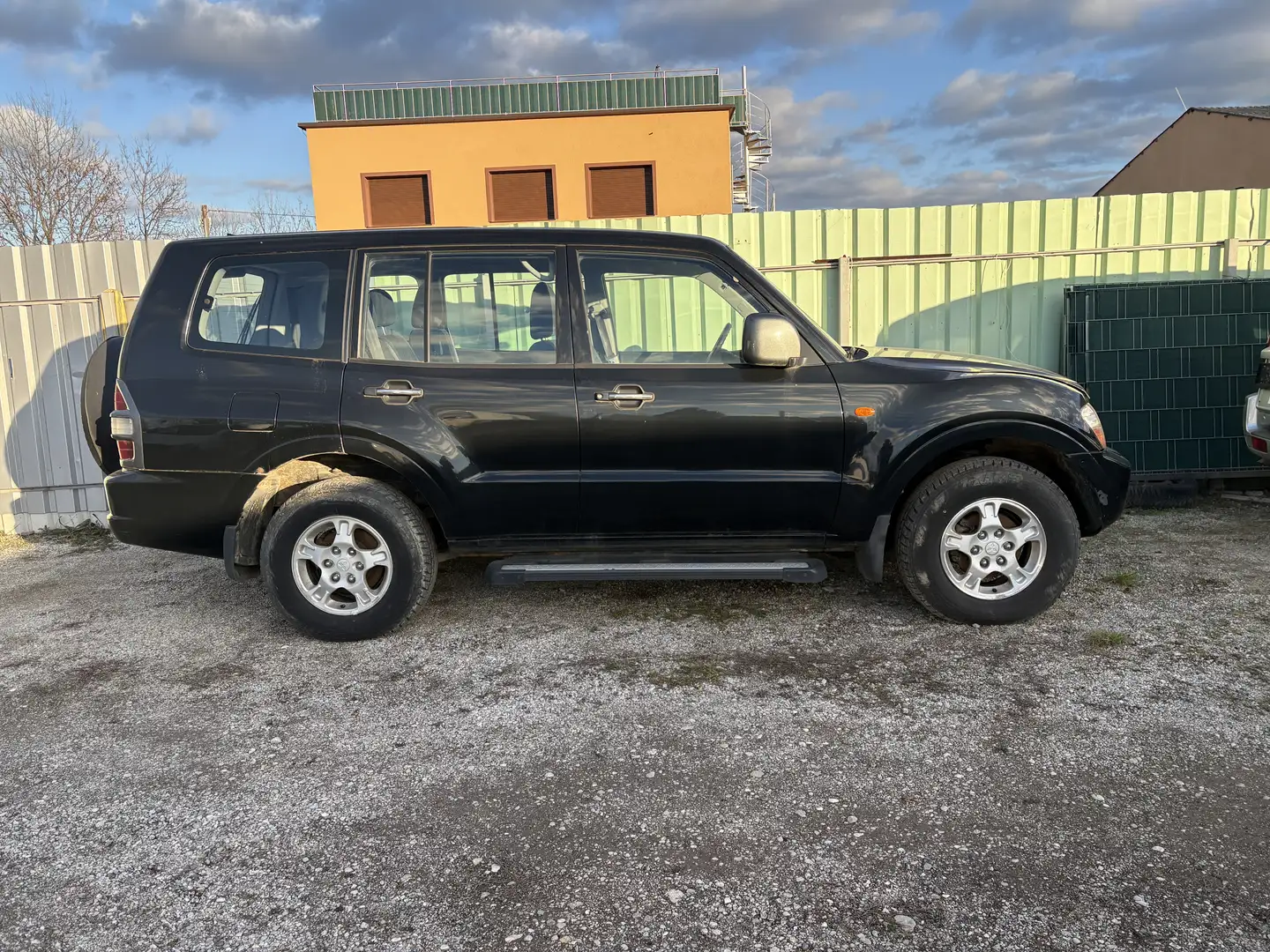 Mitsubishi Pajero Wagon GLX 3,2 DI-D TD - 2