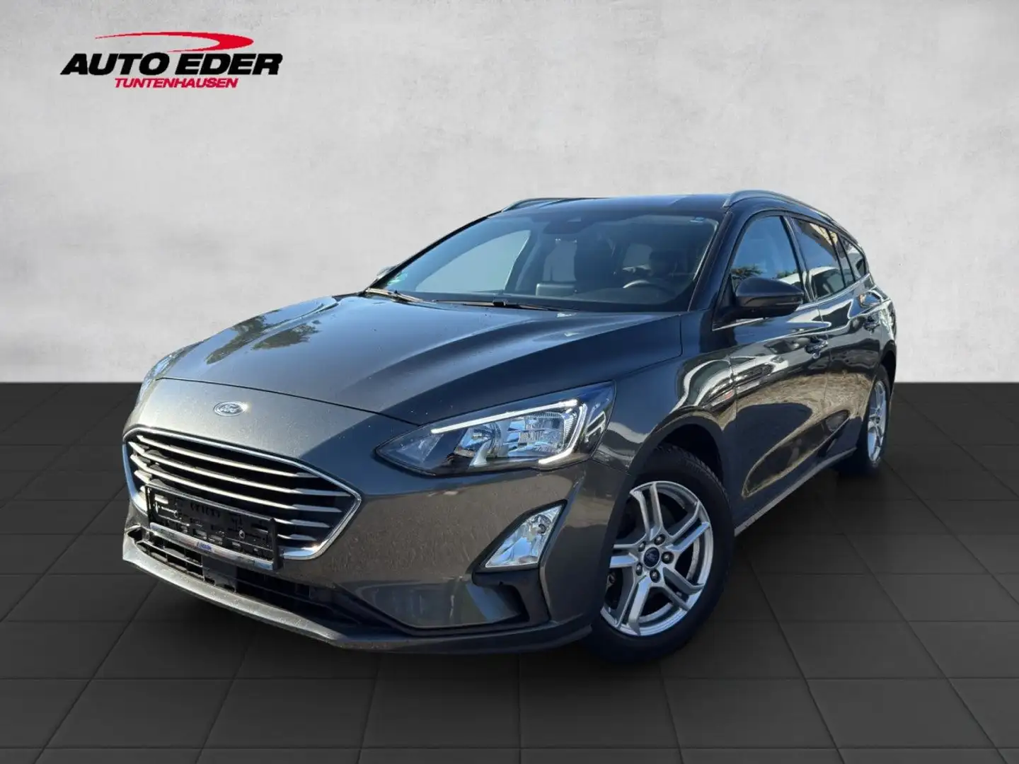 Ford Focus Cool & Connect Turnier Automatik Bluetooth Grijs - 2