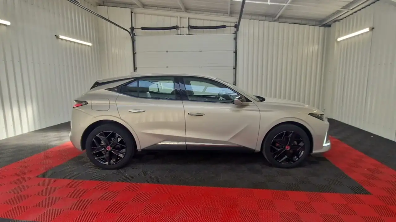 DS Automobiles DS 4 2022