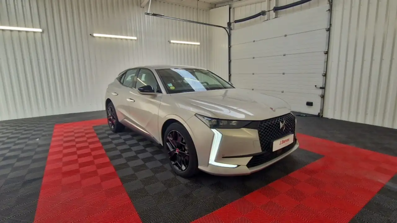 DS Automobiles DS 4 2022