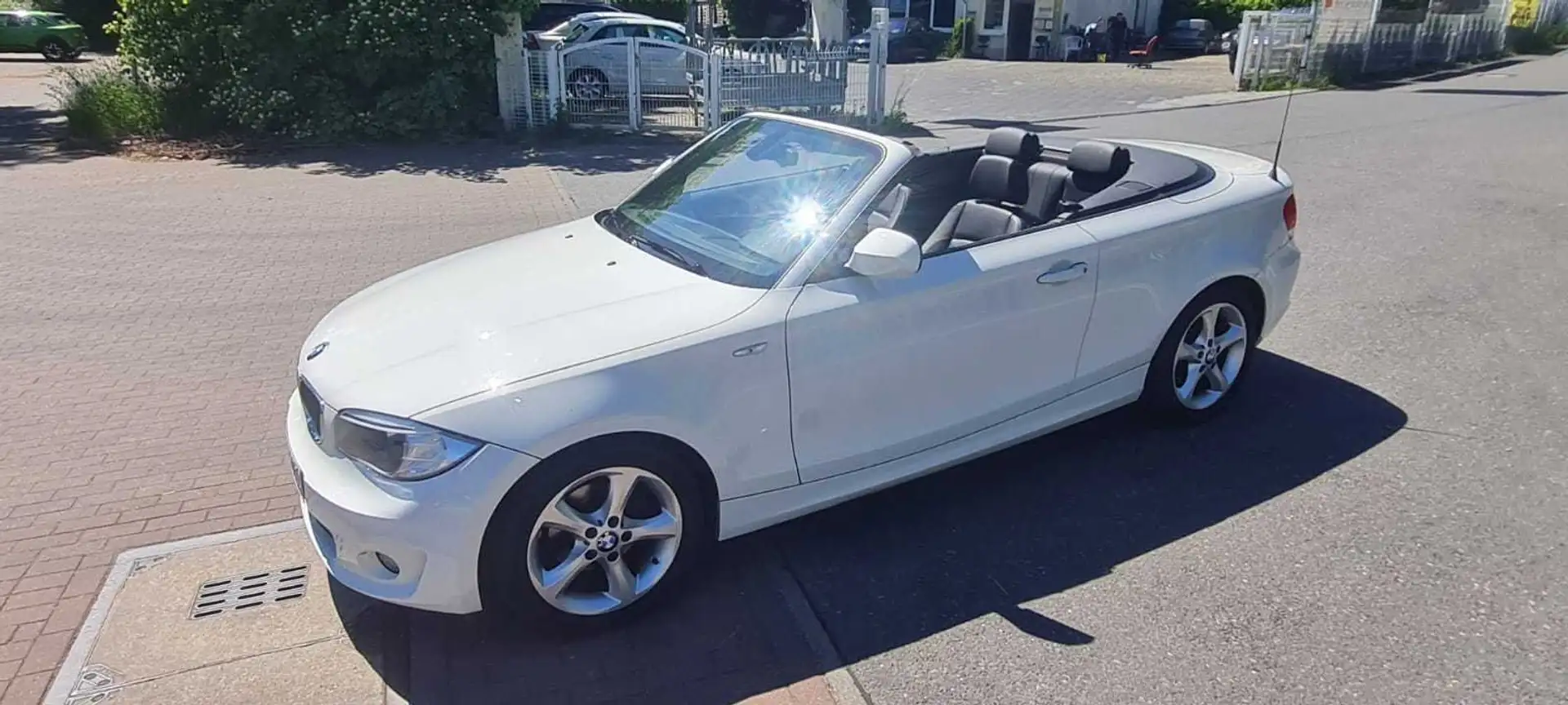 BMW 118 118ci  /TÜV Neu/voll Scheckheft/1. Hand Белый - 1