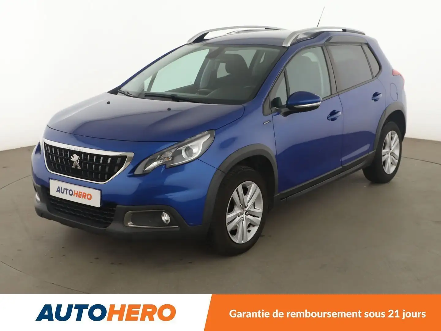 Peugeot 2008 1.2 PureTech Signature Bleu - 1