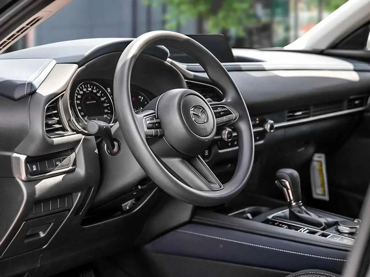 Mazda CX-30 снимка Mazda CX-30