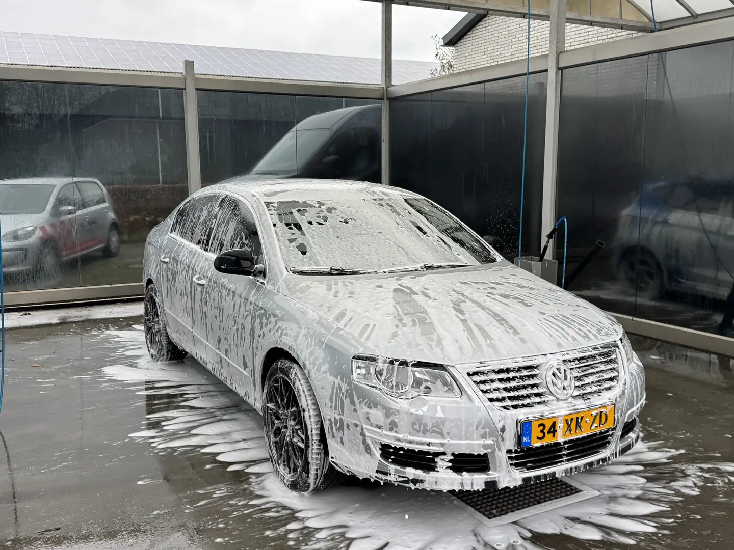 Volkswagen Passat 2.0 FSI Highline - 1