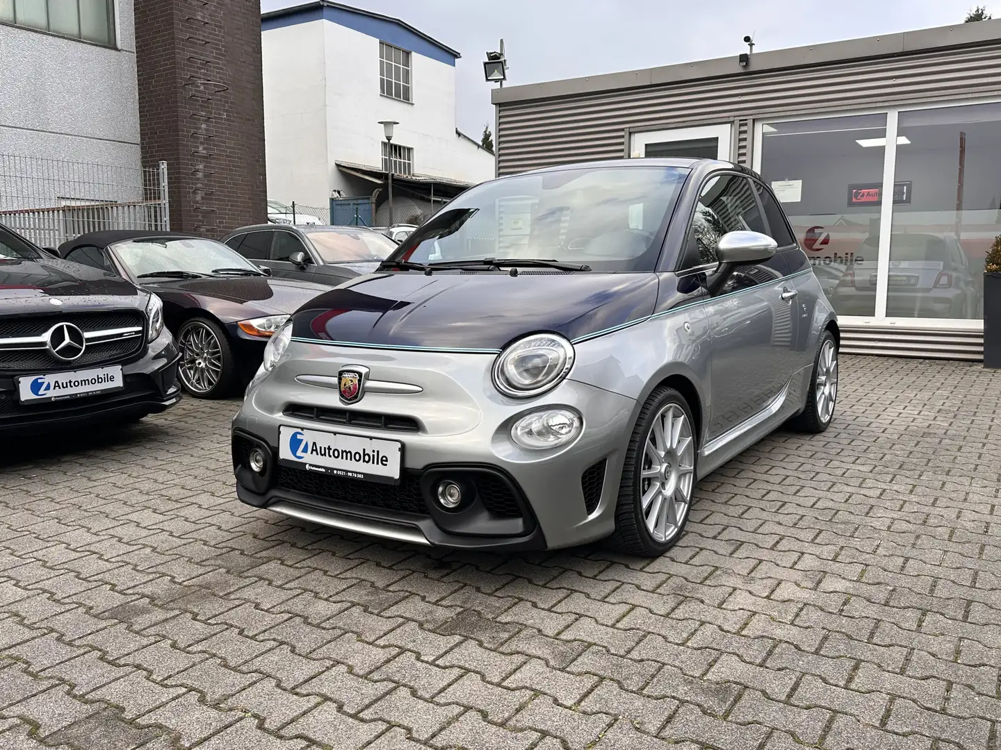 Abarth 695 Rivale 175th Anniversary*Akrapovic* Blauw - 2