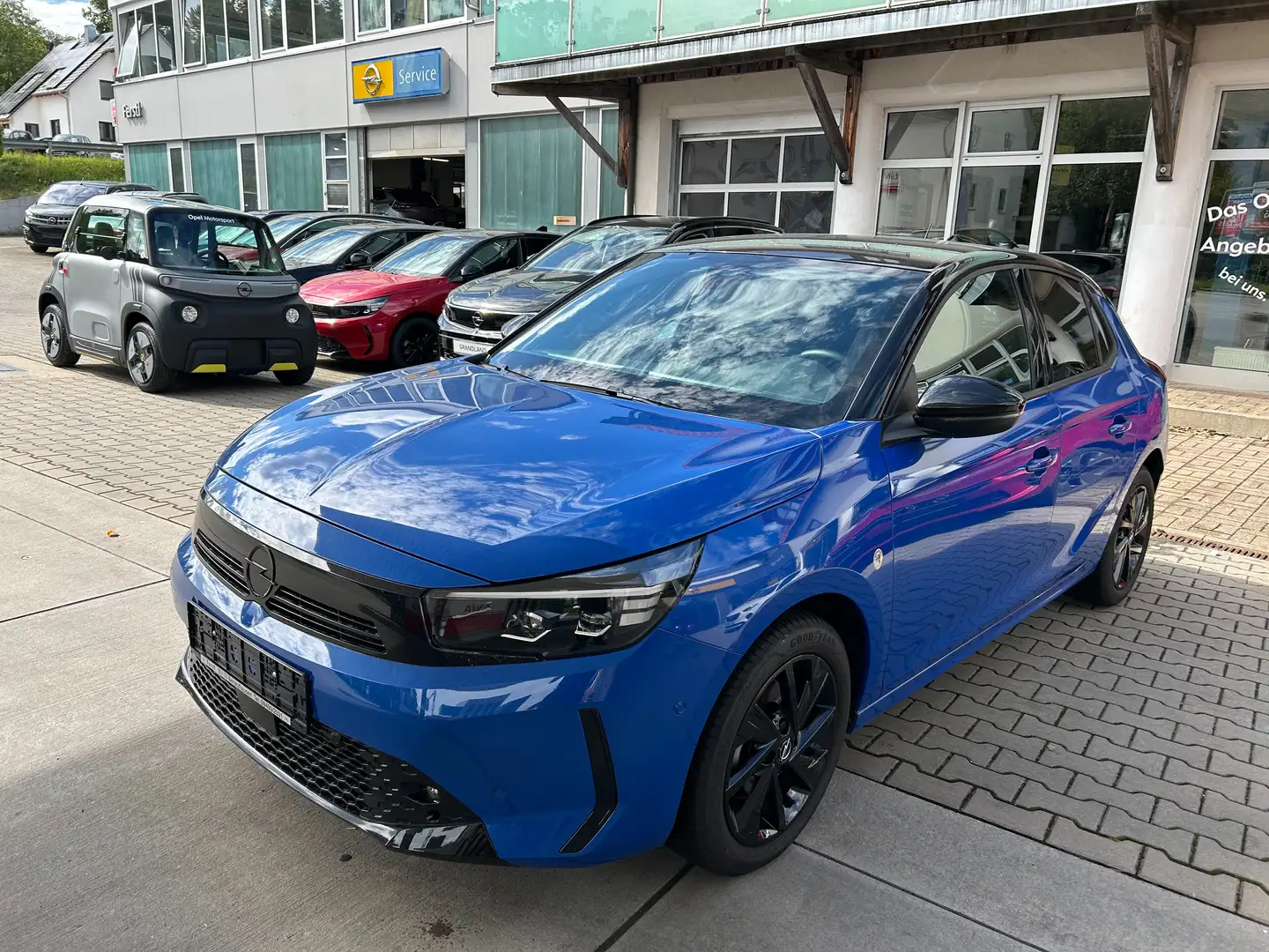Opel Corsa GS Blau - 1