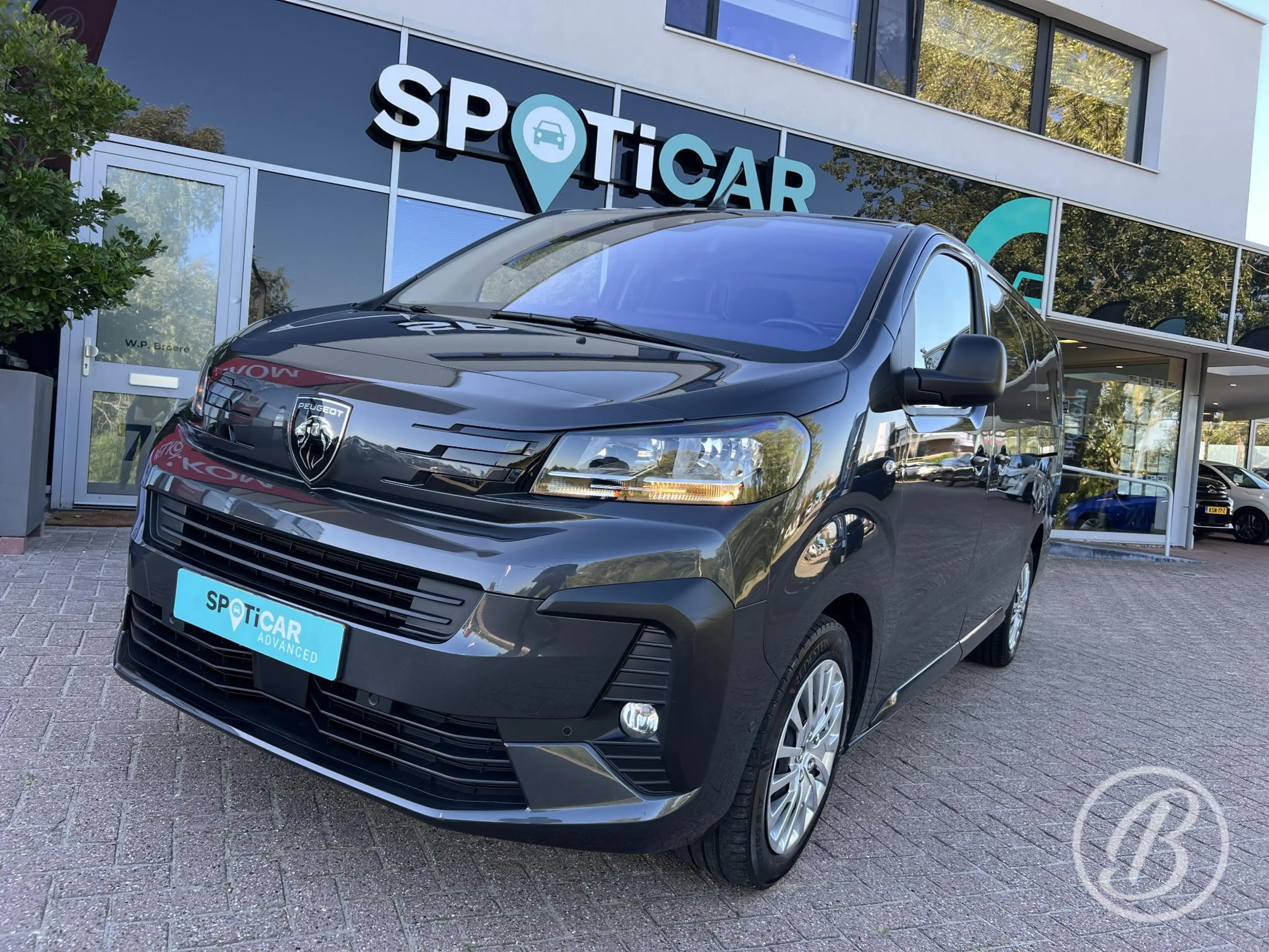 Peugeot Expert 2.0 BlueHDi 145 S&S L3 EAT-8 Automaat — photo 10