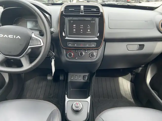 Dacia Spring view 12