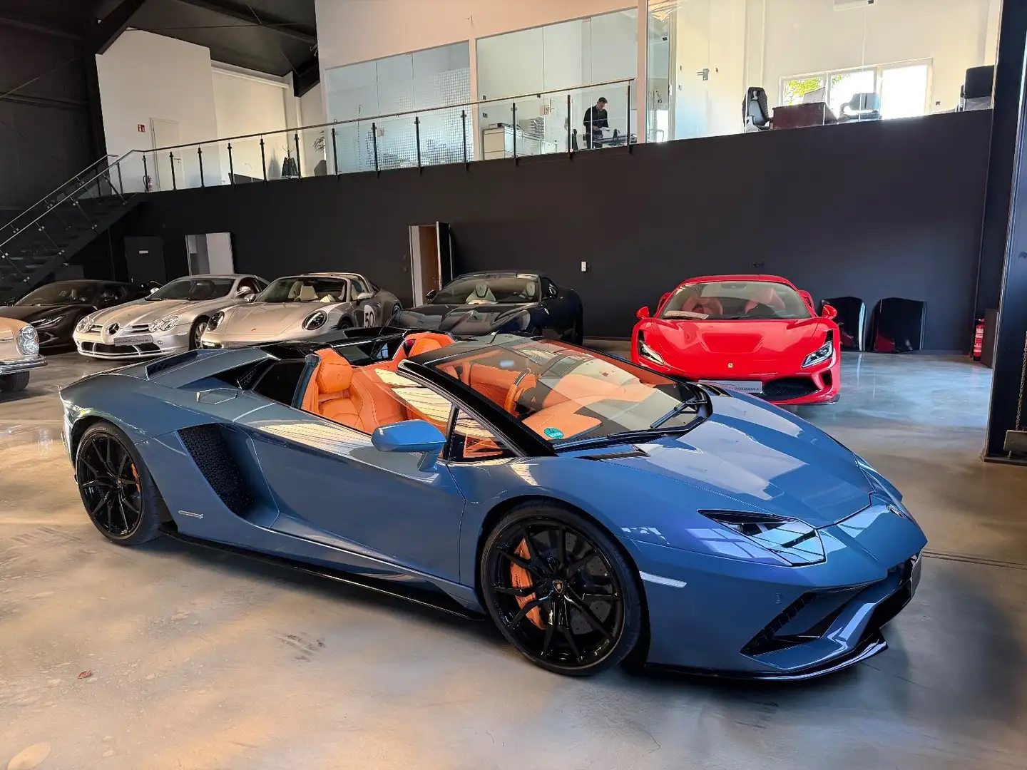 Lamborghini Aventador S Roadster SPECIAL COLOR/ONE OF ONE Grau - 2