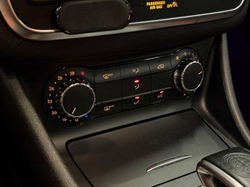 Mercedes-Benz CLA 45 AMG 4MATIC 381-PK/LED/NAVI/PANO/H-K/RECARO/FACELIFT/SF — photo 21