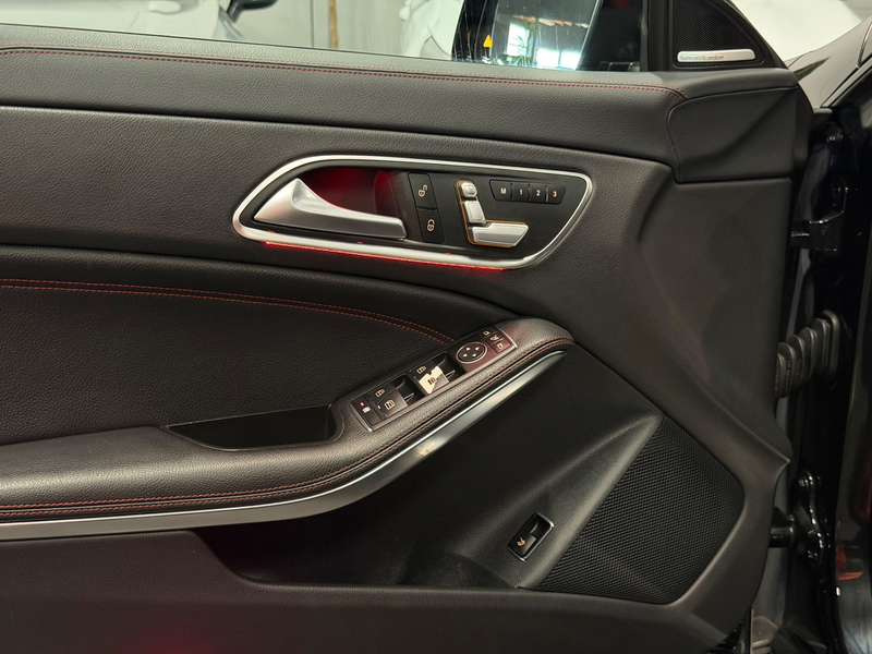 Mercedes-Benz CLA 45 AMG 4MATIC 381-PK/LED/NAVI/PANO/H-K/RECARO/FACELIFT/SF — photo 14