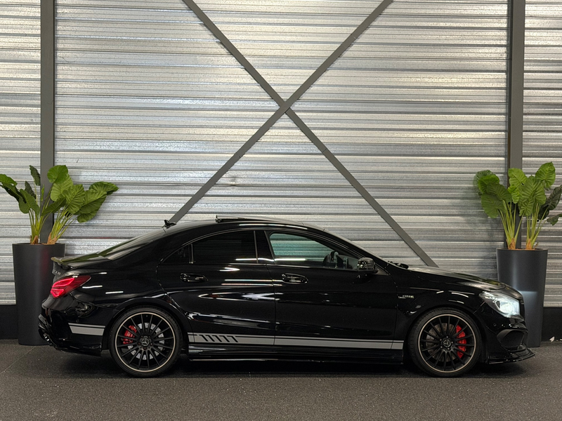 Mercedes-Benz CLA 45 AMG 4MATIC 381-PK/LED/NAVI/PANO/H-K/RECARO/FACELIFT/SF — photo 4