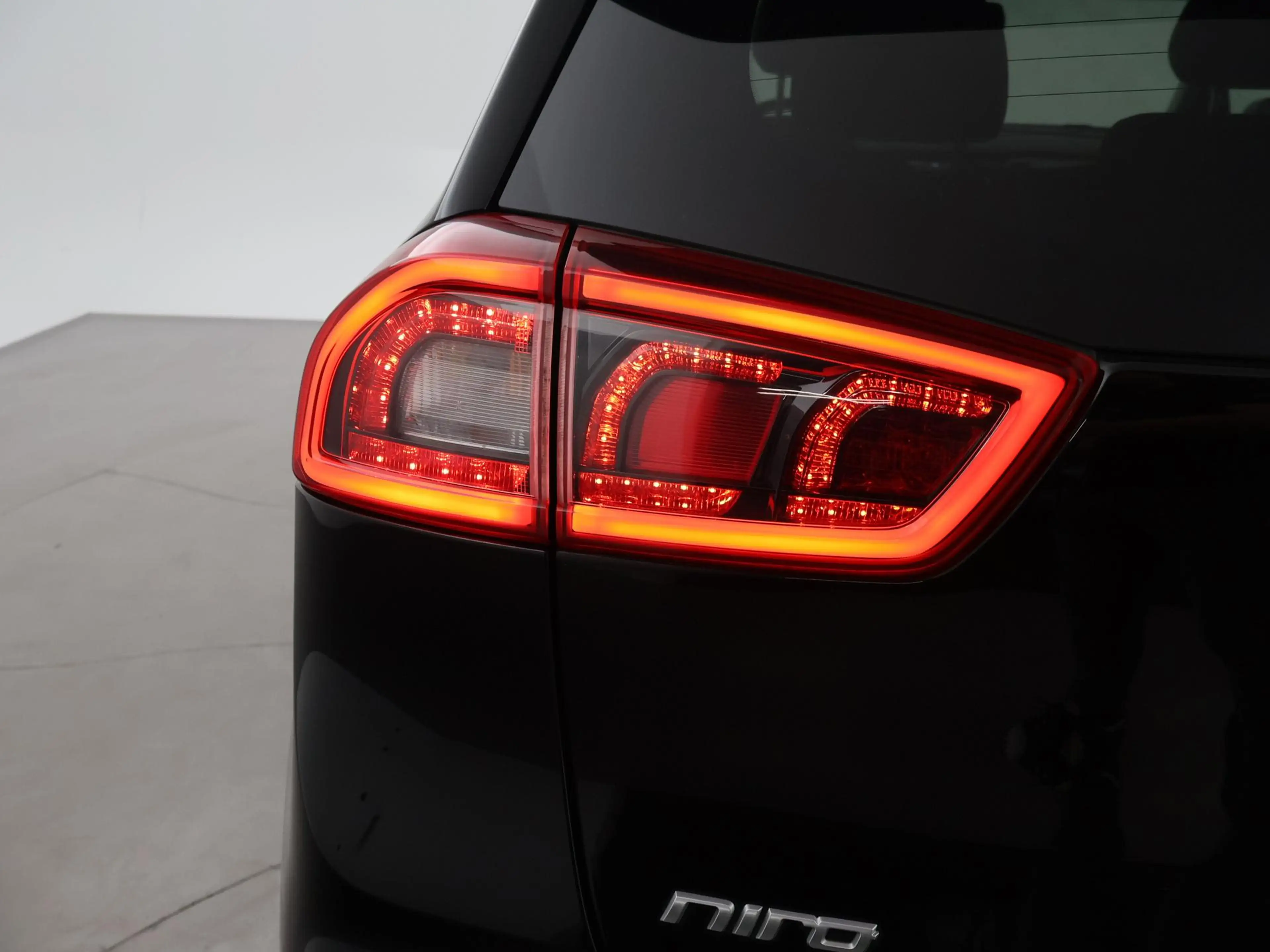 Kia Niro 1.6 GDi HYBRID EXECUTIVELINE + STOELVENTILATIE | S — photo 20