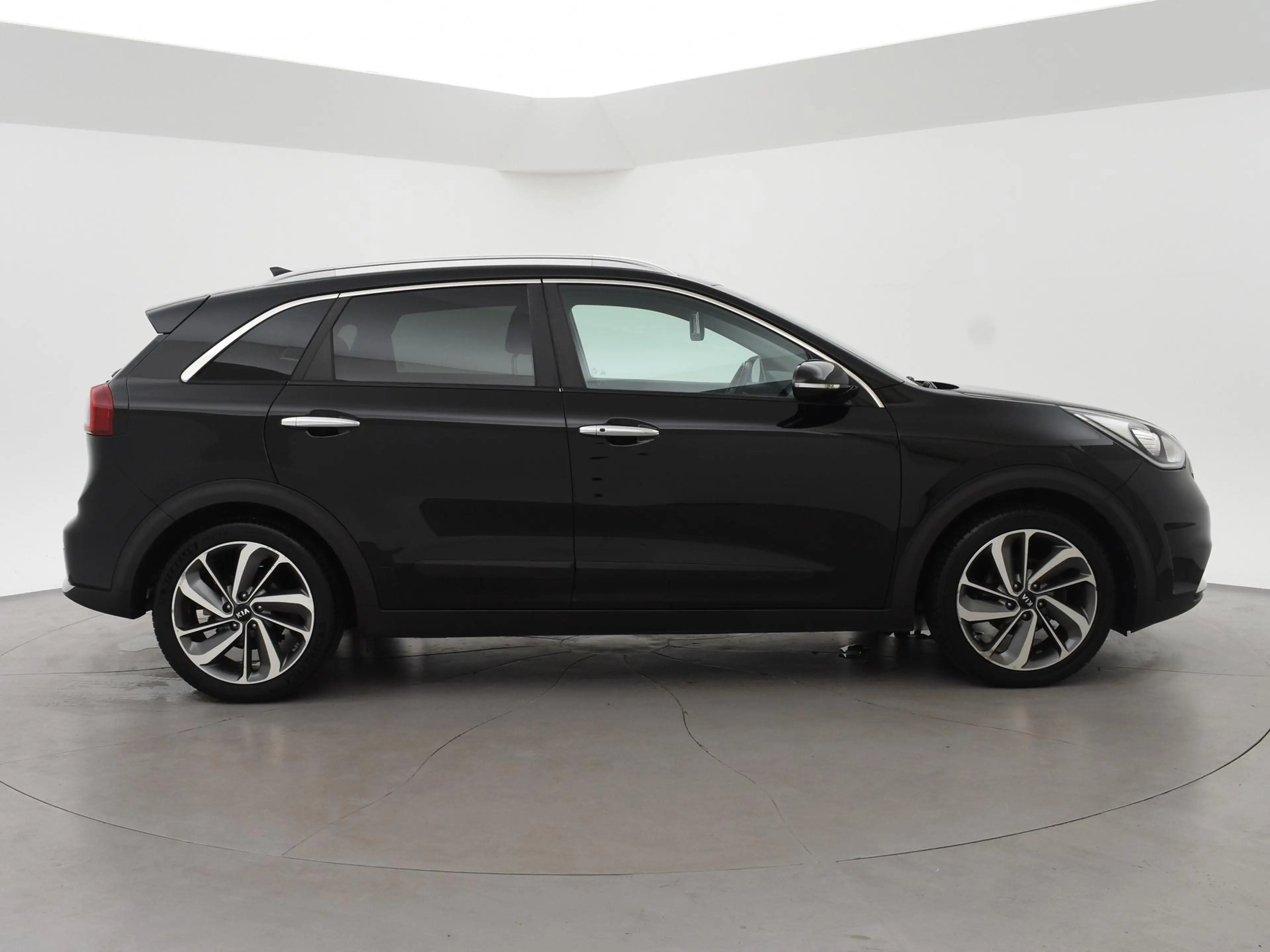 Kia Niro 1.6 GDi HYBRID EXECUTIVELINE + STOELVENTILATIE | S — photo 18