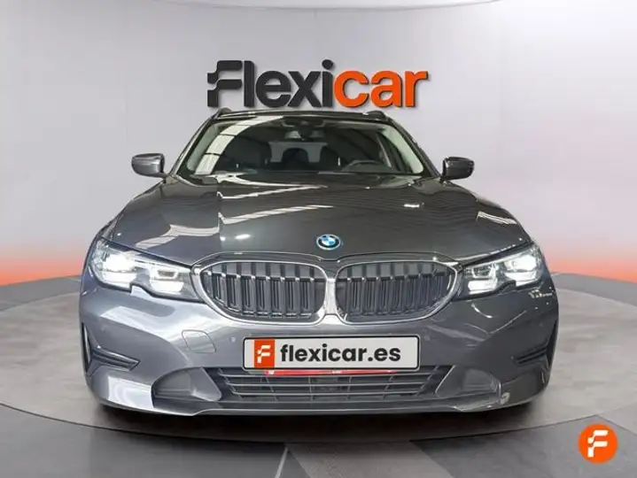 BMW Serie 3 330e xDrive Touring (2021) 2022, foto 9