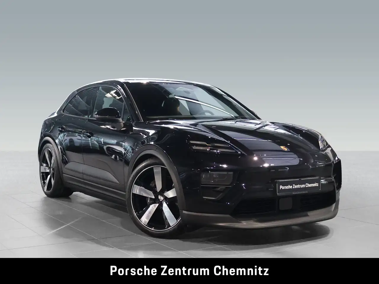 Porsche Macan 4 Electric *0,25%Versteuerung*14-Wege;Luft.;Pano;2 9
