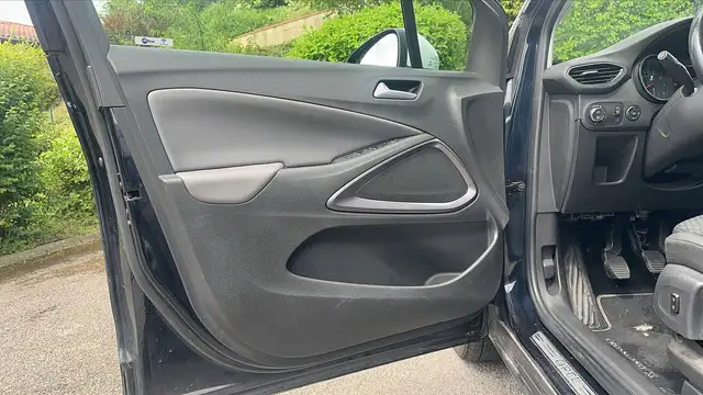 Opel Crossland X view 7