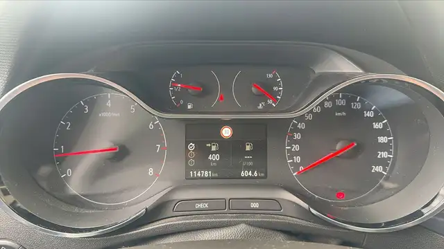 Opel Crossland X view 12