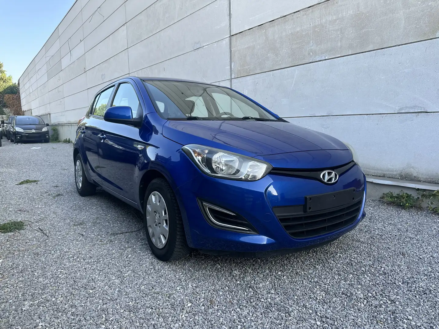 Hyundai i20 1.2i Lounge Bleu - 1