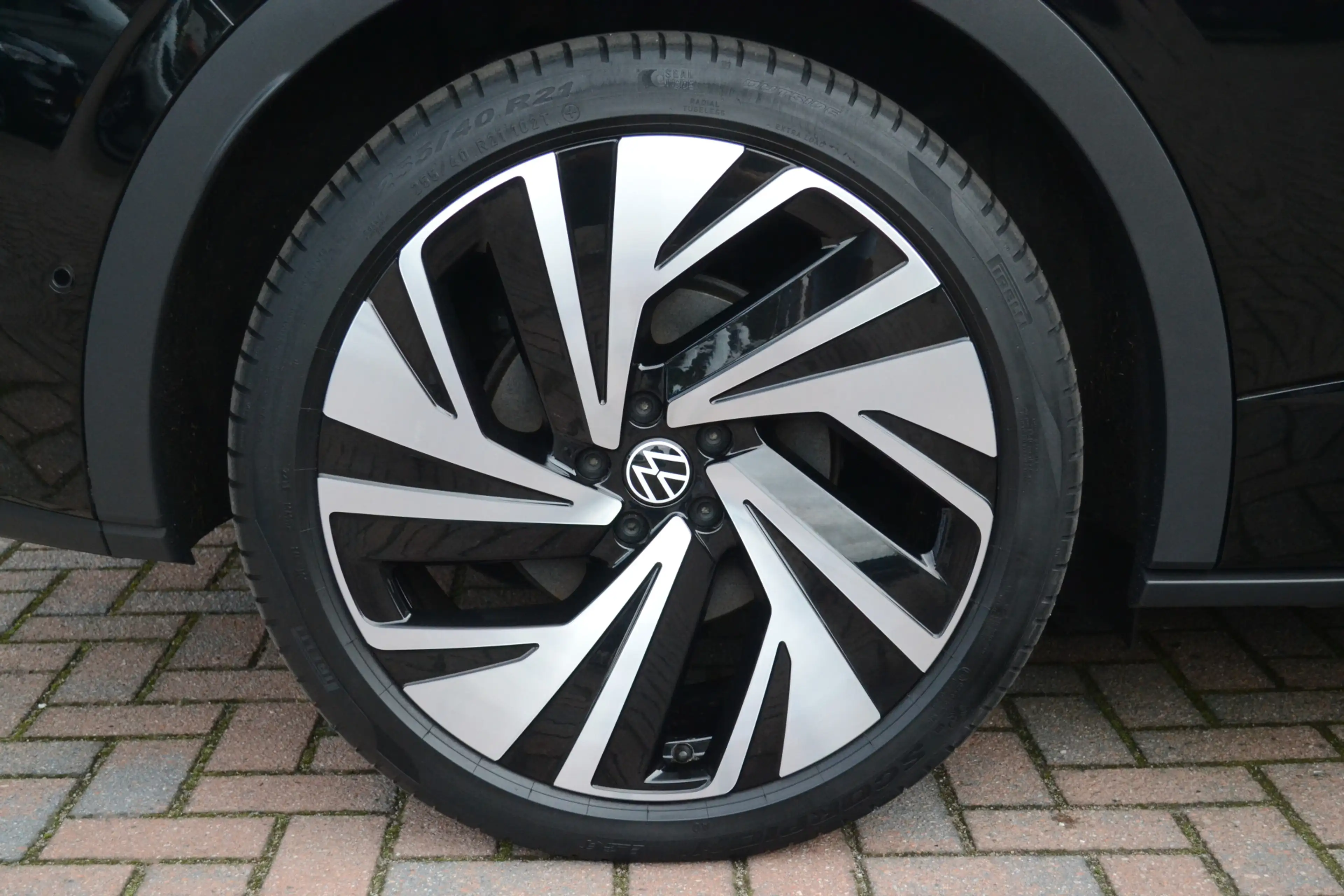 Volkswagen ID.5 Pro 77 kWh | Panoramadak | Camera | Alcantara | 21 — photo 40