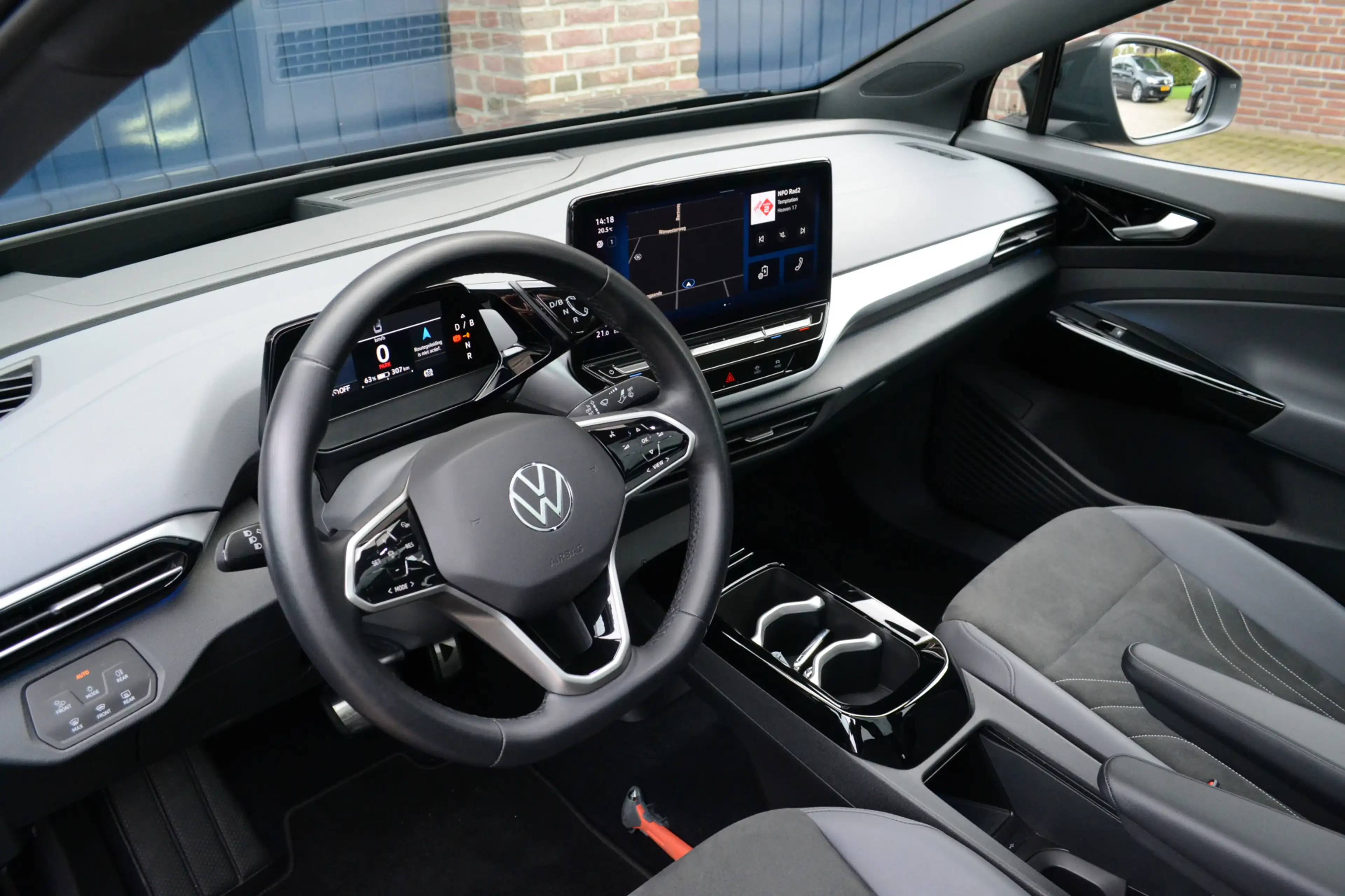 Volkswagen ID.5 Pro 77 kWh | Panoramadak | Camera | Alcantara | 21 — photo 9