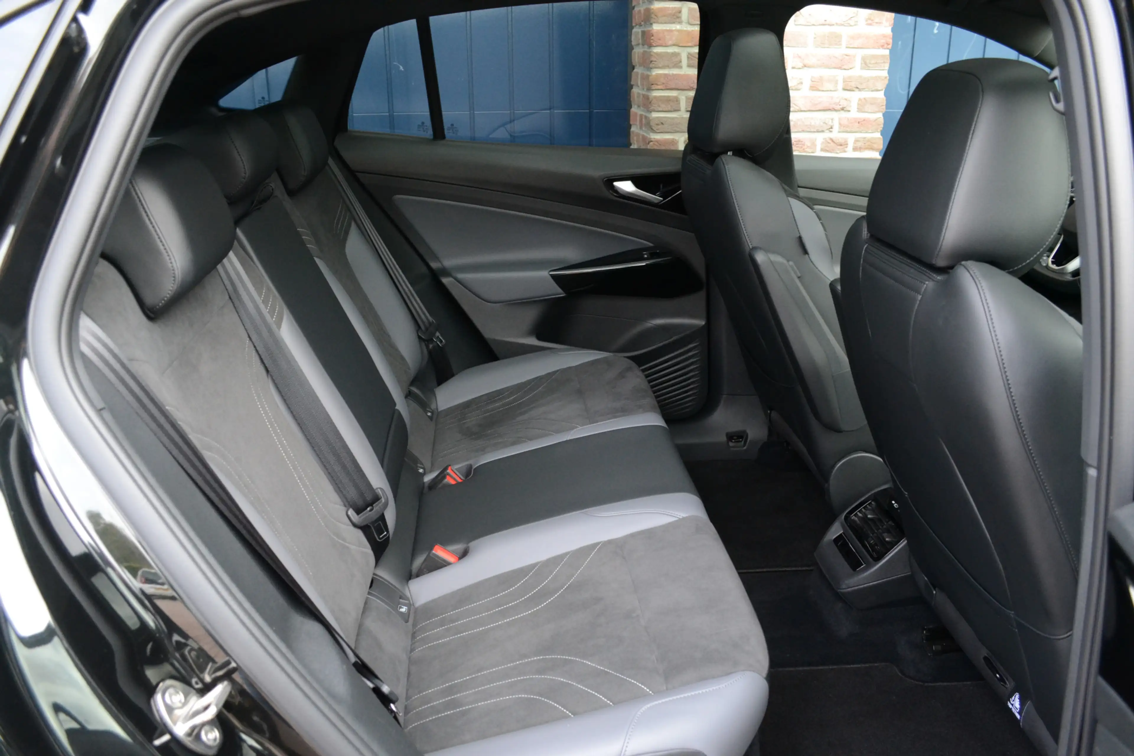 Volkswagen ID.5 Pro 77 kWh | Panoramadak | Camera | Alcantara | 21 — photo 14