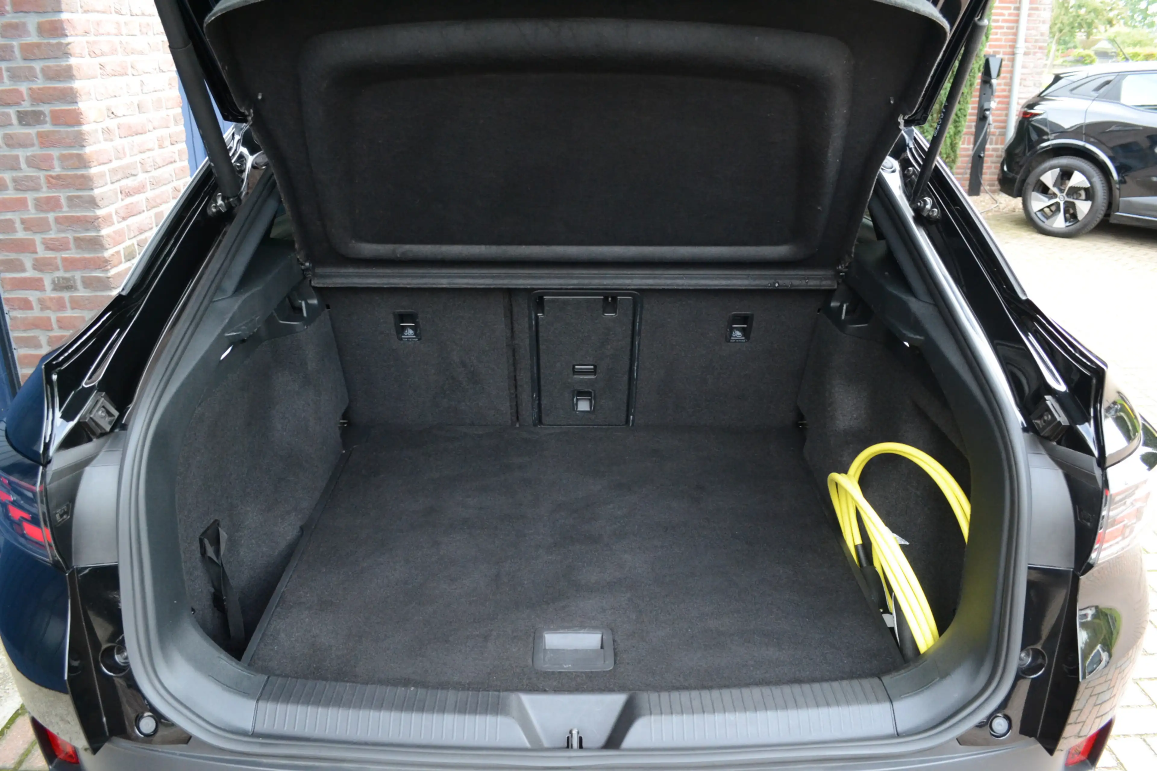 Volkswagen ID.5 Pro 77 kWh | Panoramadak | Camera | Alcantara | 21 — photo 36