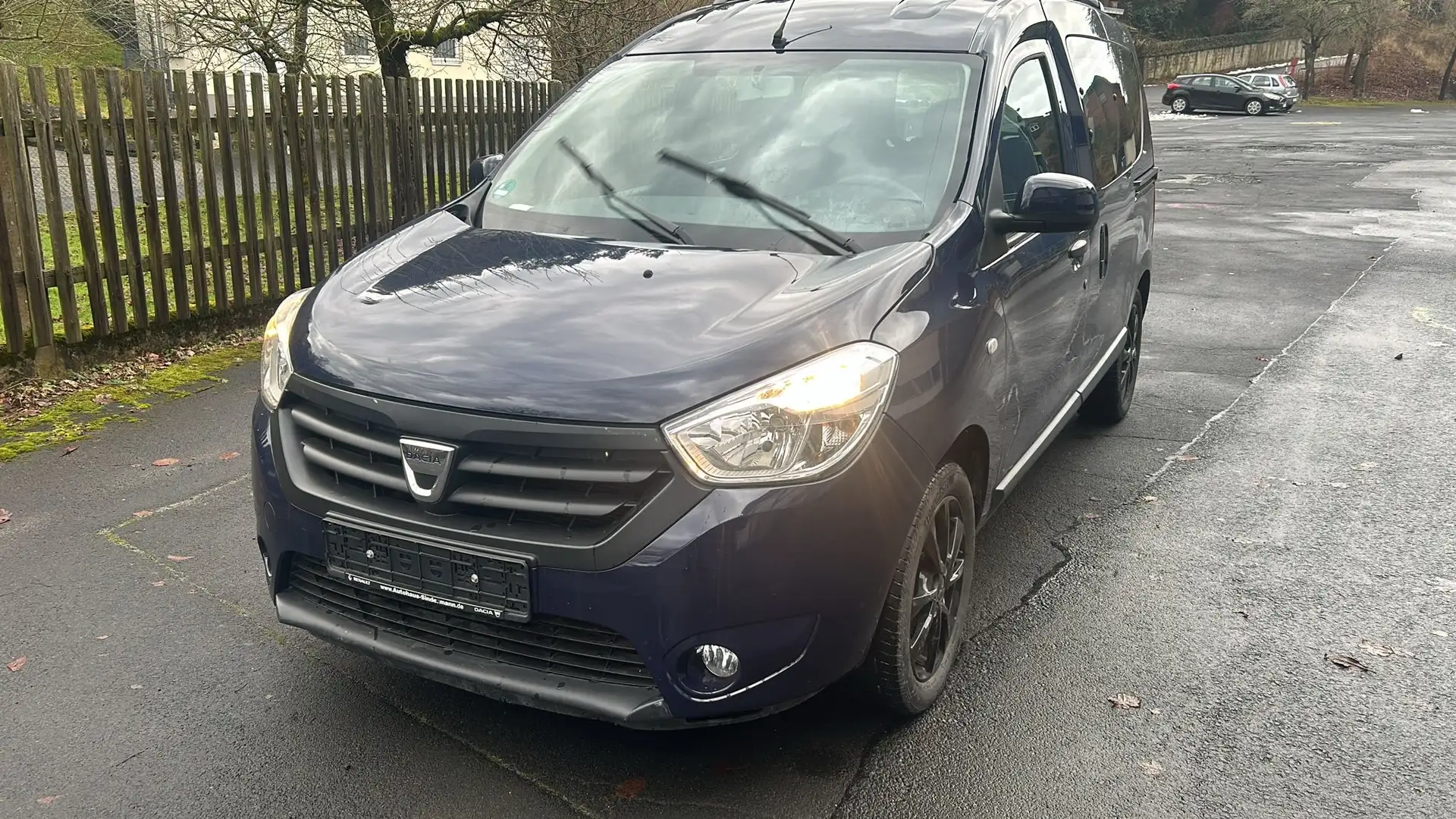 Dacia Dokker Laureate Blau - 1