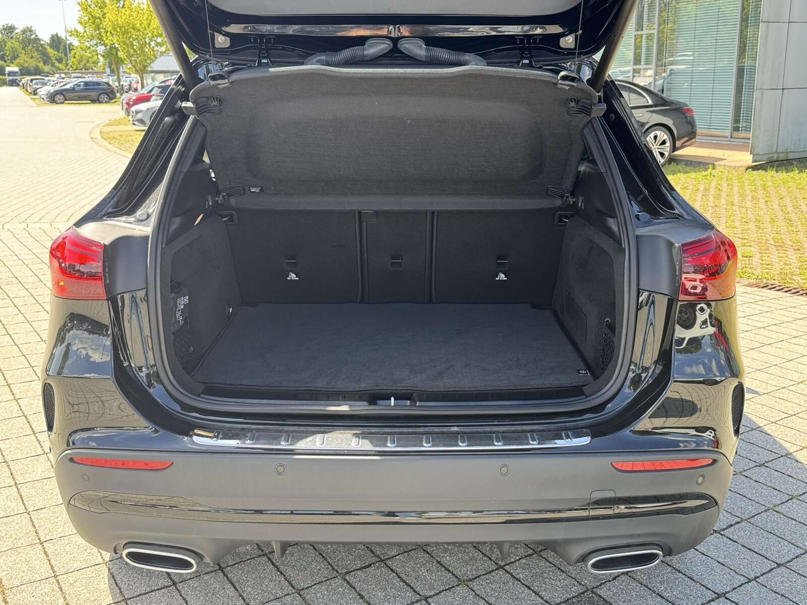 Mercedes-Benz GLA 180