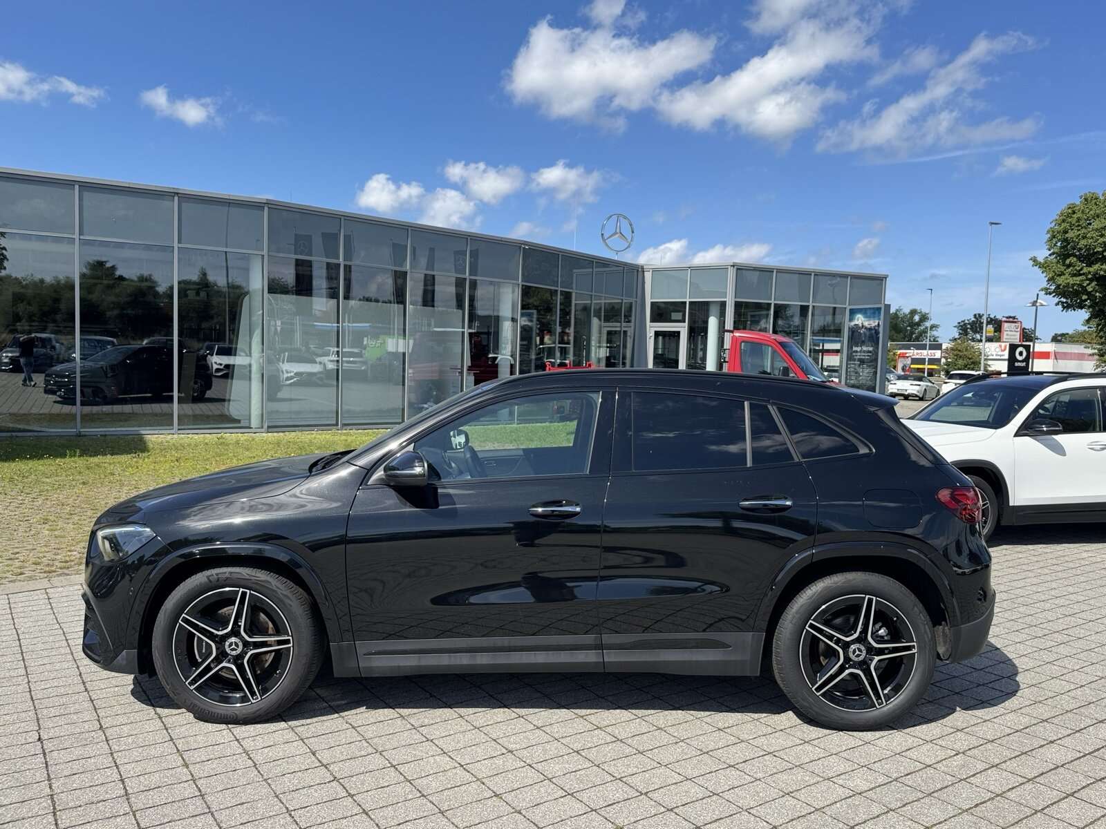 Mercedes-Benz GLA 180