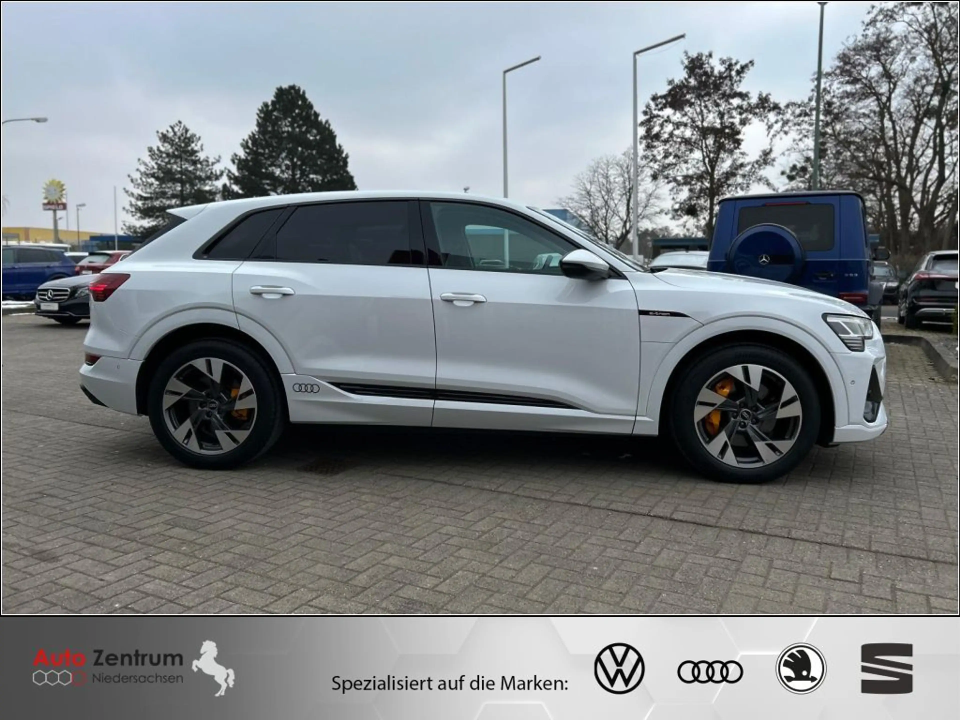 Audi e-tron 55 quatt S-LINE ***AZN-Förderung*** Bat-ZERTIFIKAT — photo 6