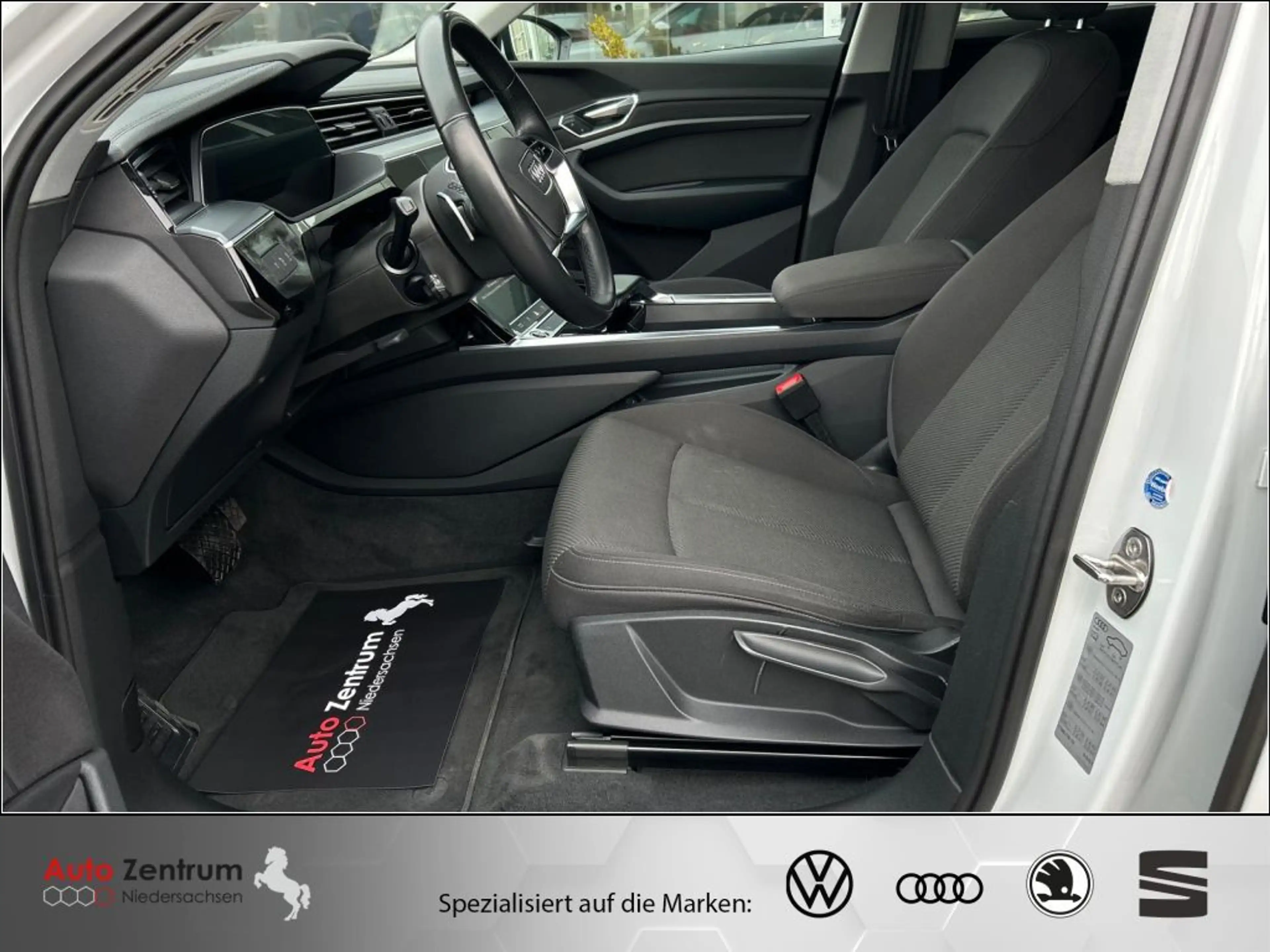 Audi e-tron 55 quatt S-LINE ***AZN-Förderung*** Bat-ZERTIFIKAT — photo 15