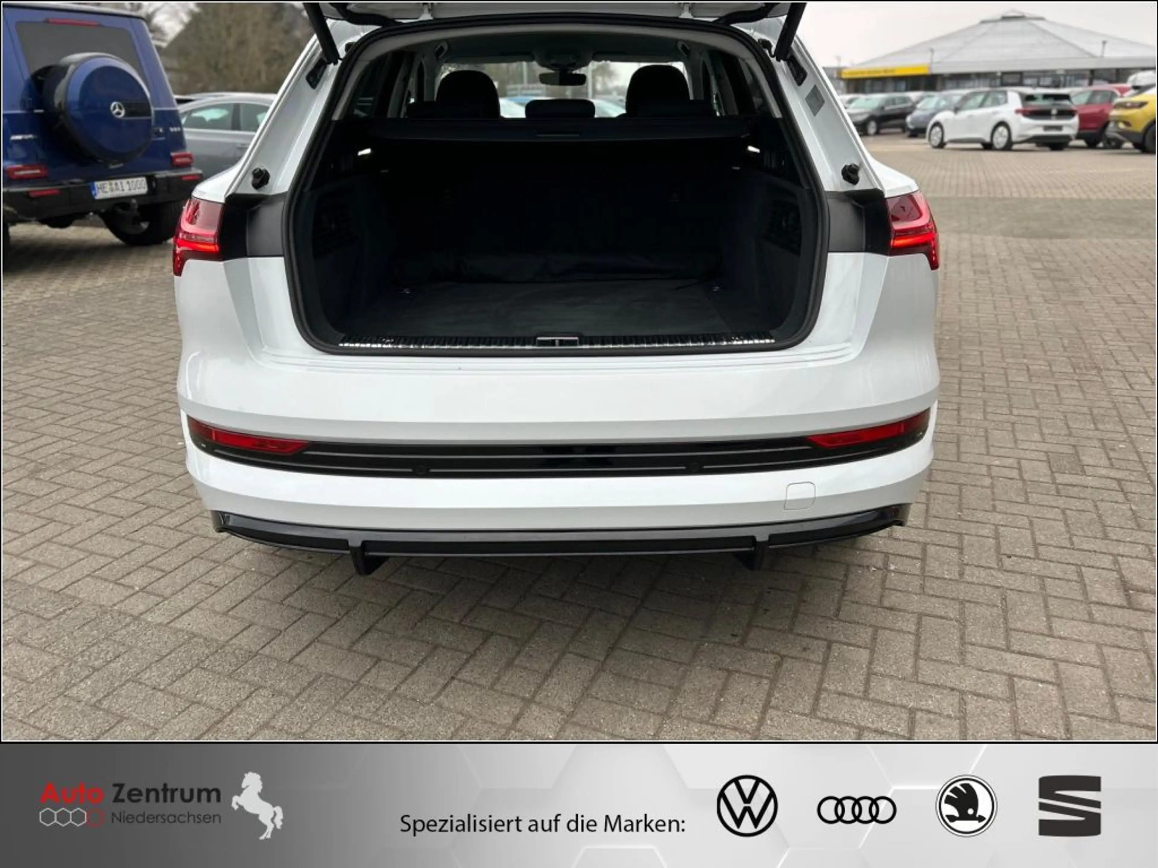 Audi e-tron 55 quatt S-LINE ***AZN-Förderung*** Bat-ZERTIFIKAT — photo 9