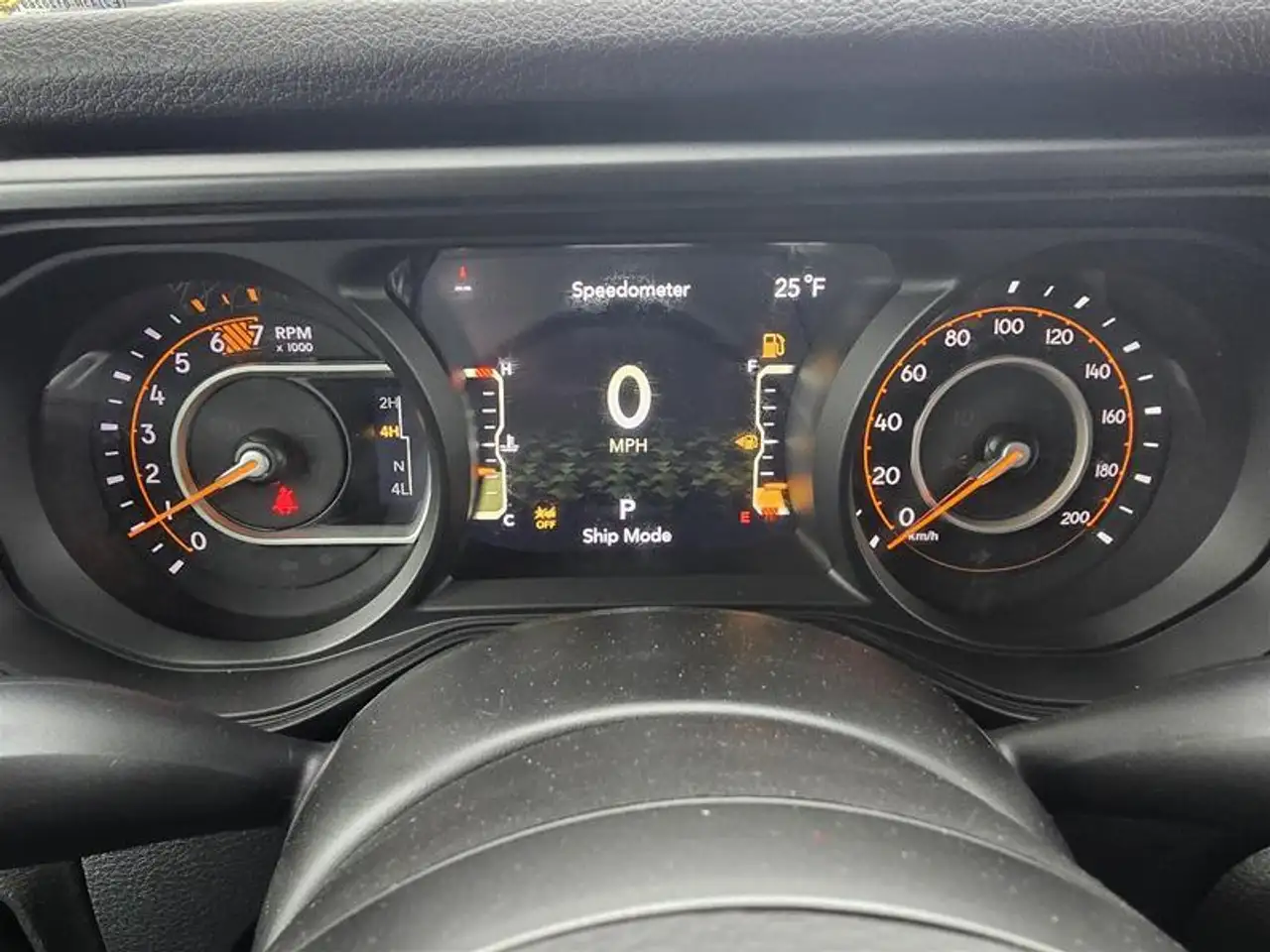 Jeep Wrangler снимка Jeep Wrangler