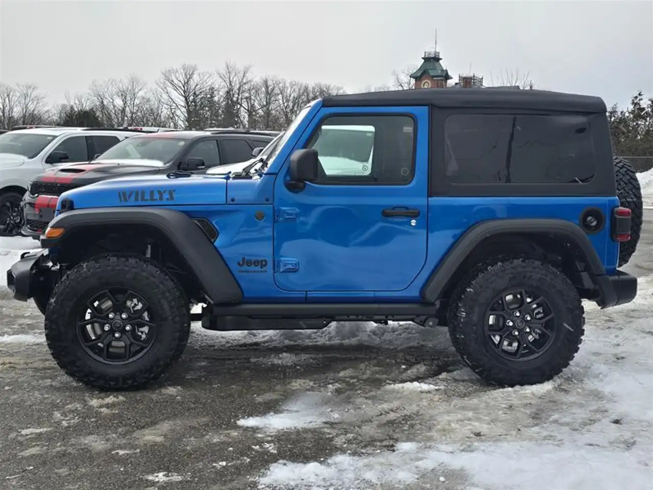 Jeep Wrangler снимка Jeep Wrangler