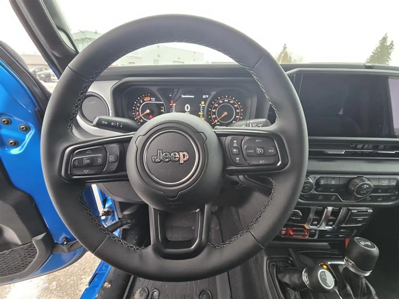 Jeep Wrangler снимка Jeep Wrangler