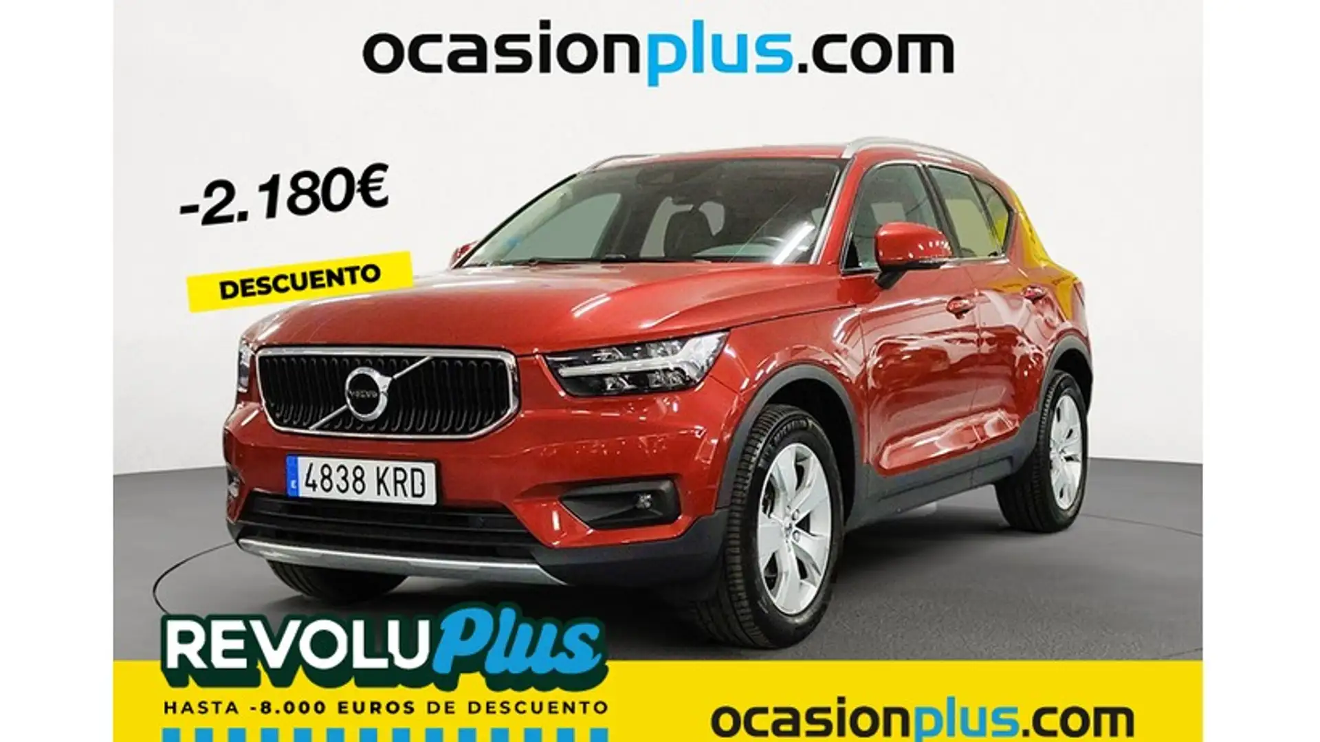 Volvo XC40 T3 Momentum Rojo - 1