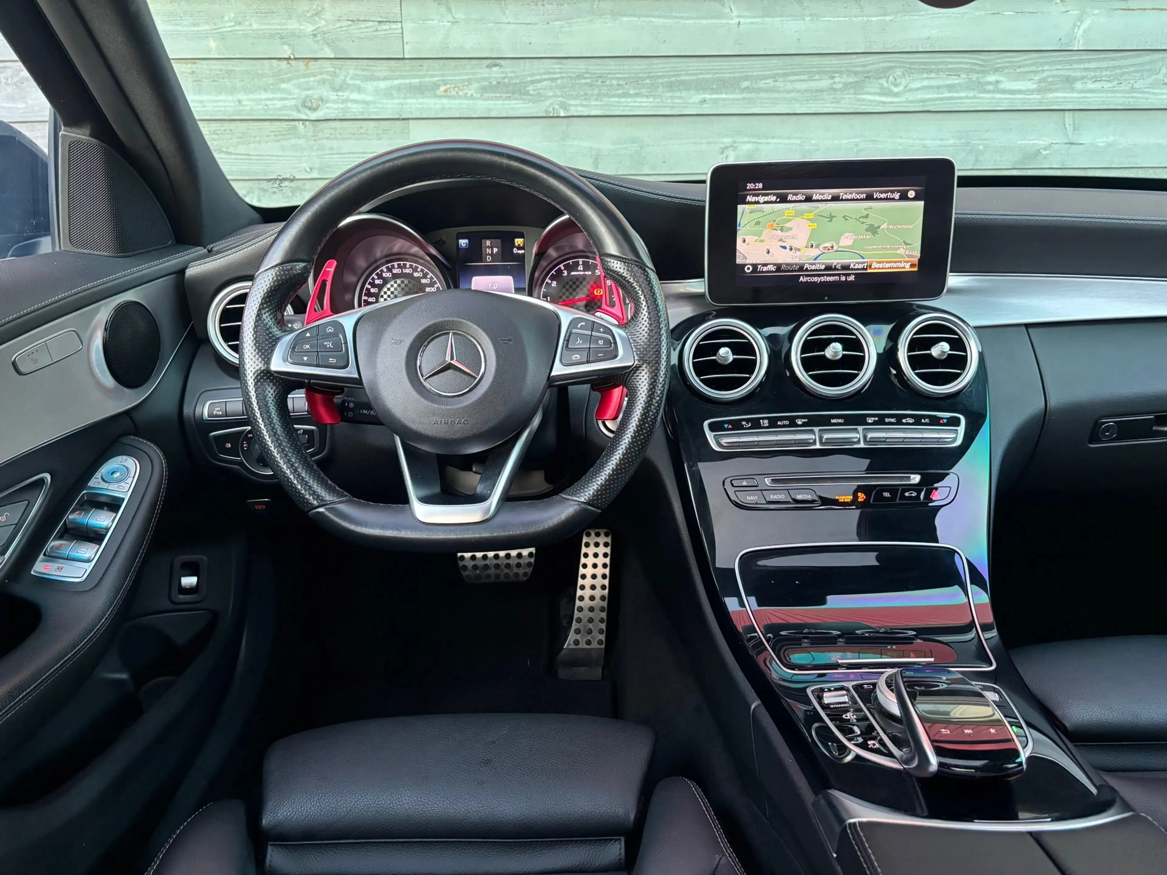 Mercedes-Benz C 43 AMG 4MATIC PANO CAMERA NIGHPACK SFEER — photo 12