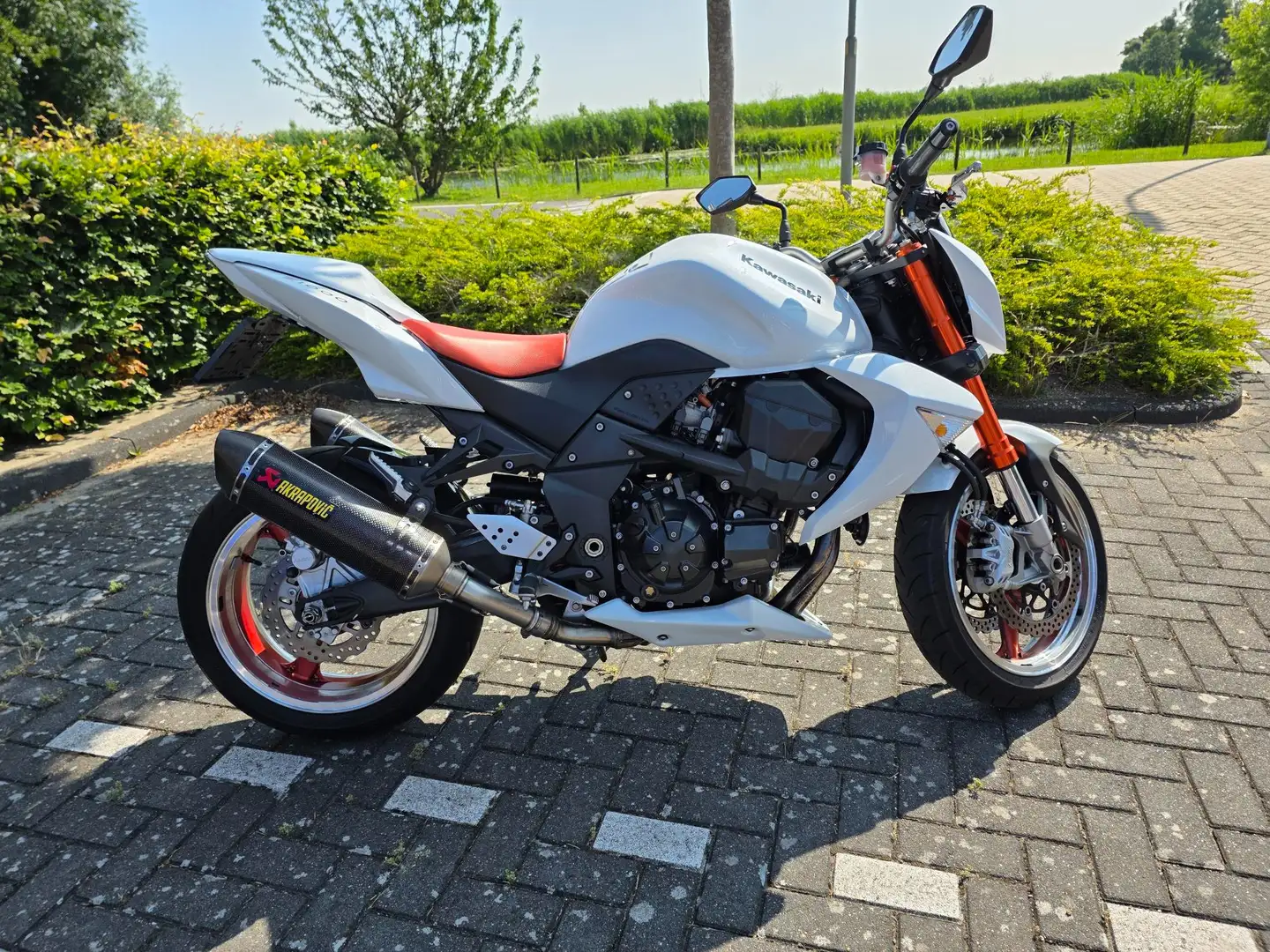 Kawasaki Z 1000 Blanc - 1