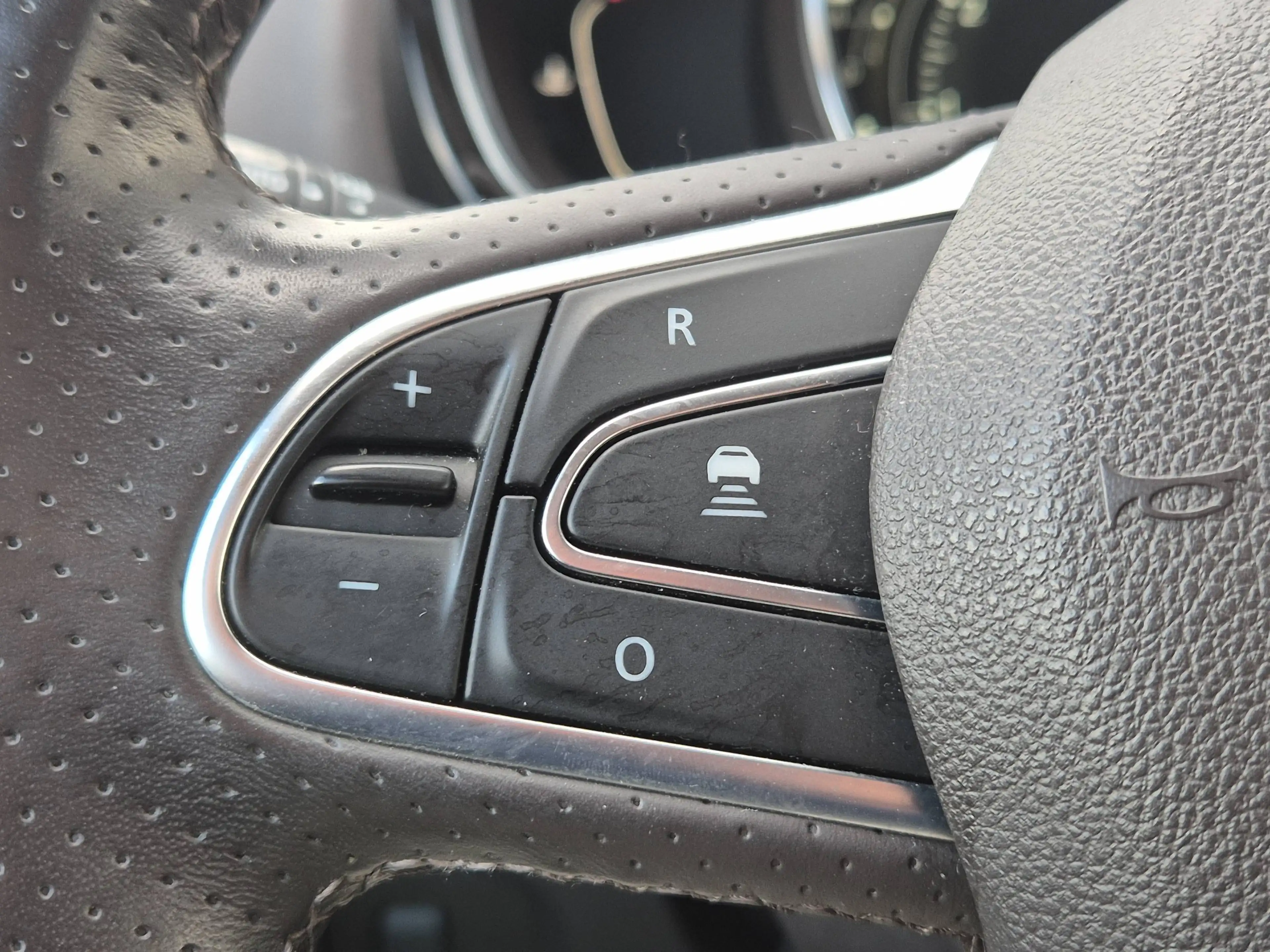Renault Espace Espace 1.6 TCe Energy Initiale Paris EDC — photo 9