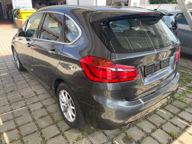 BMW 218 2er Active Tourer Diesel 218d xDrive Active Tourer Aut. — photo 4