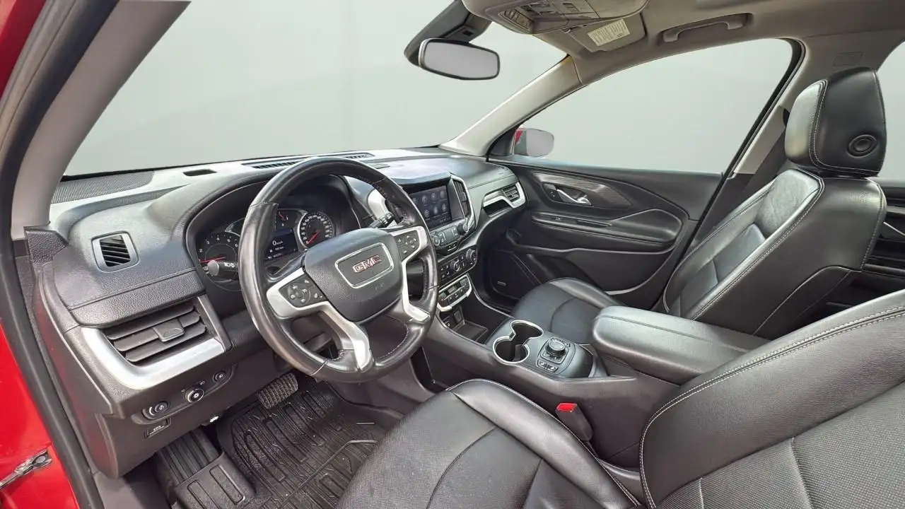 GMC Terrain photo GMC Terrain
